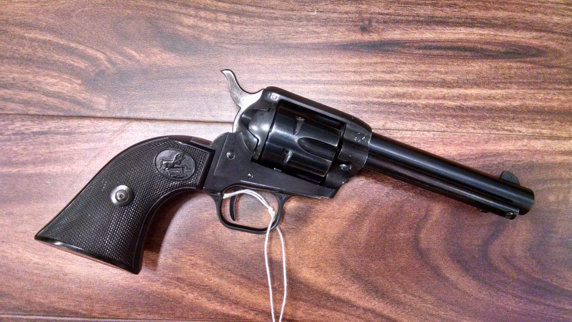 COLT FRONTIER SCOUT .22LR REVOLVER COLT FRONTIER SCOUT .22LR REVOLVER