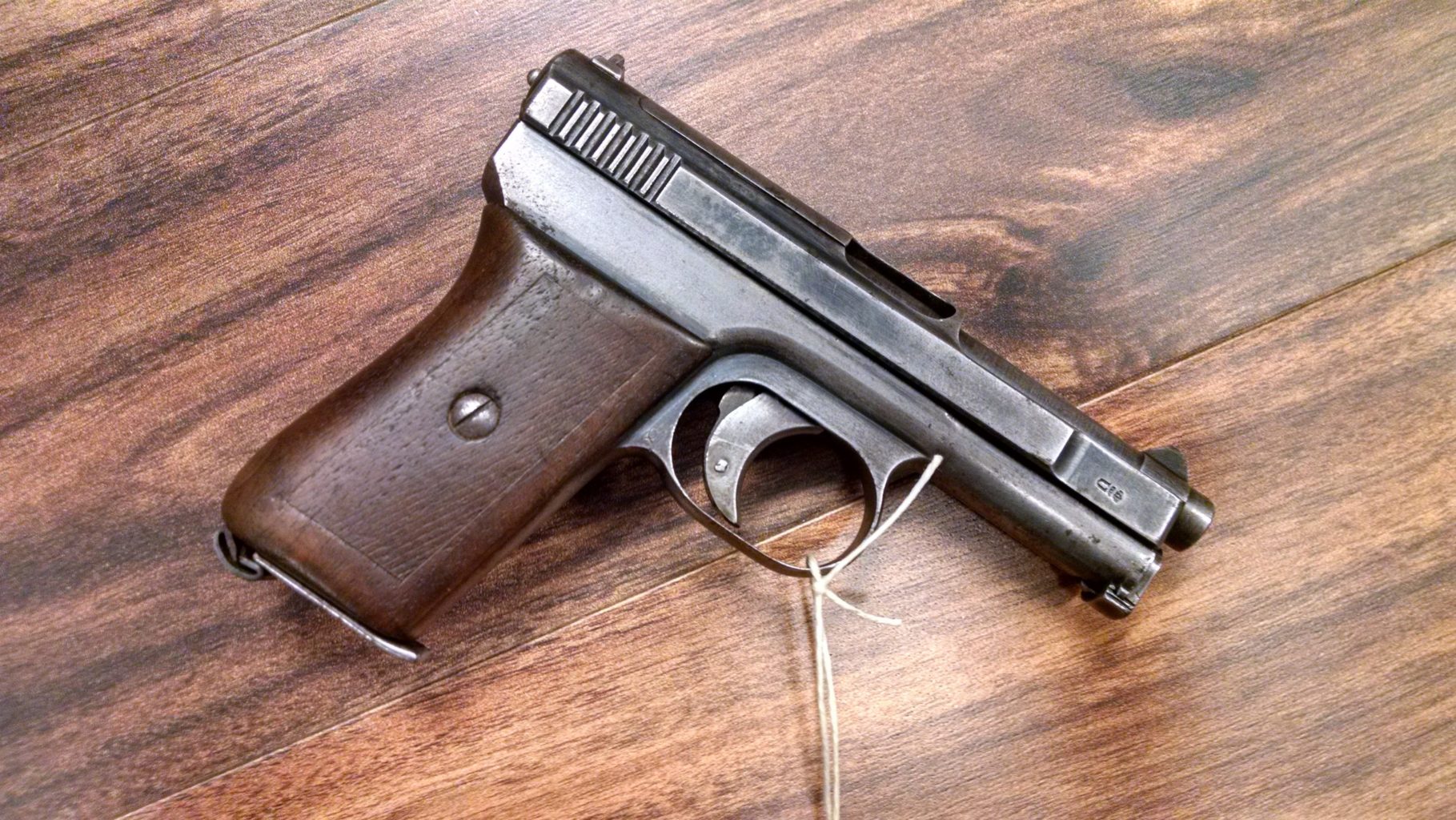 GERMAN 1910 MAUSER 7.65MM SEMI AUTO PISTOL GERMAN 1910 MAUSER 7.65MM SEMI AUTO PISTOL