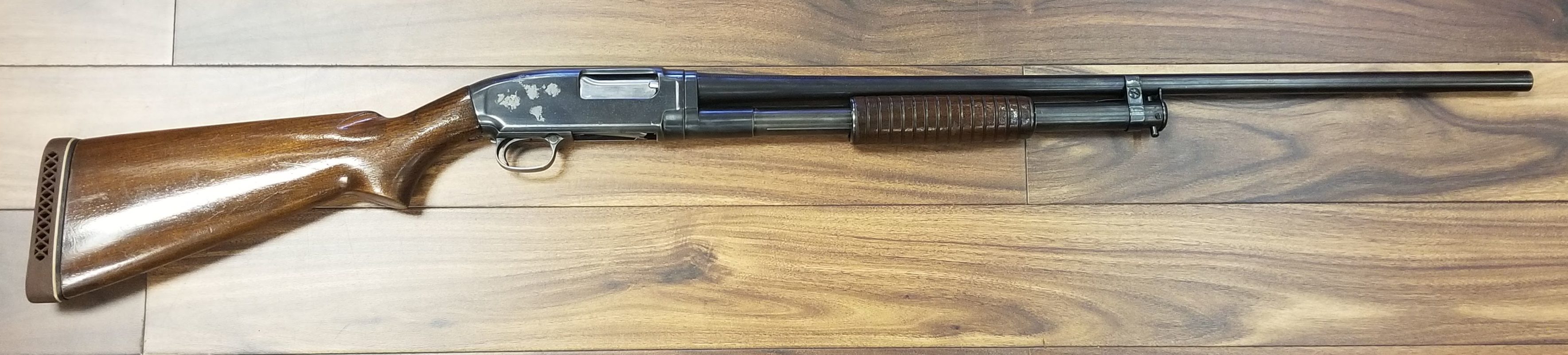 WINCHESTER MODEL 12 20 GAUGE SHOTGUN