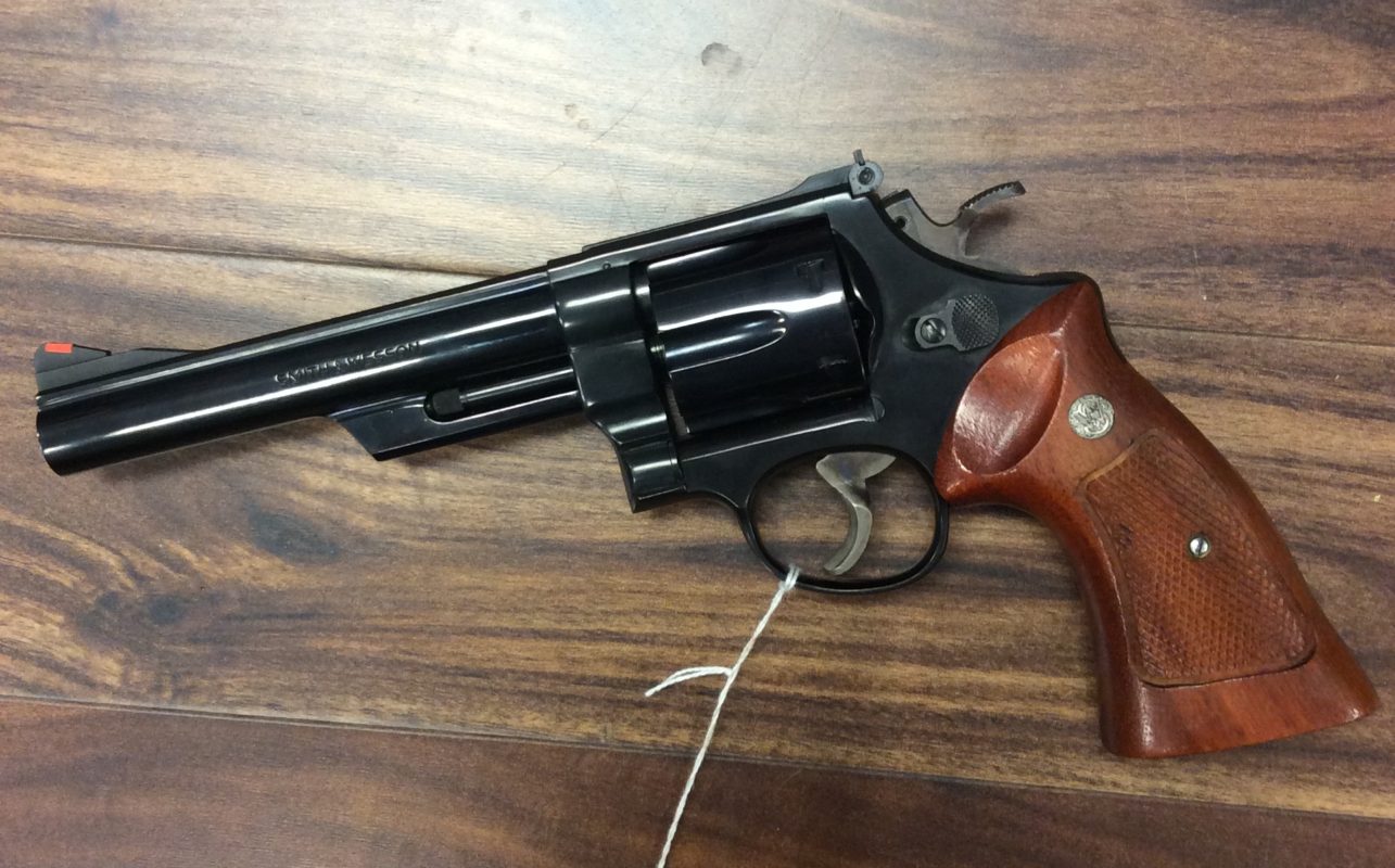 SMITH & WESSON MODEL 57 .41 MAGNUM REVOLVER